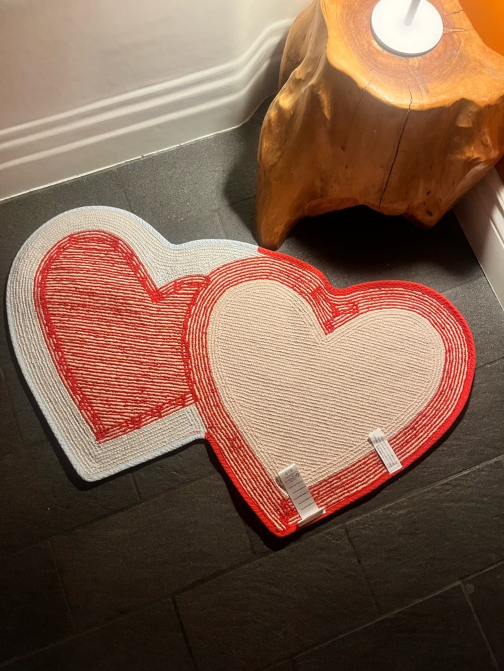 NWT ❤️❤️ tufted mat - Picture 3 of 7